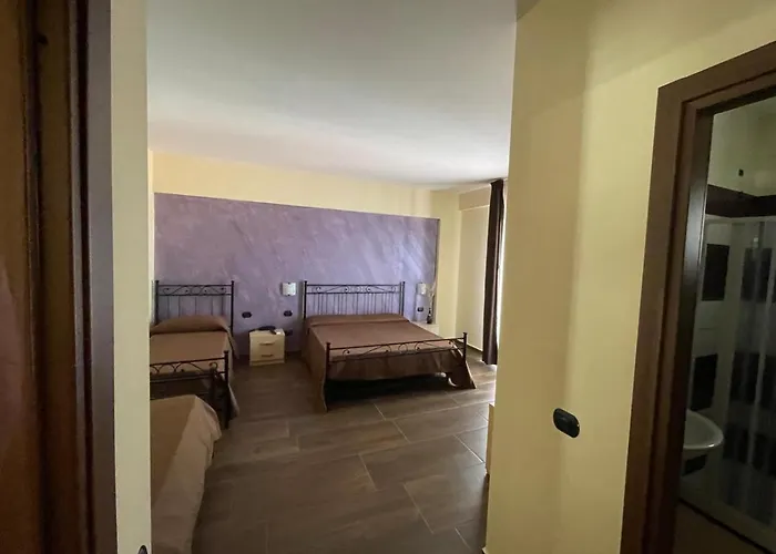 Mimi Hotel
